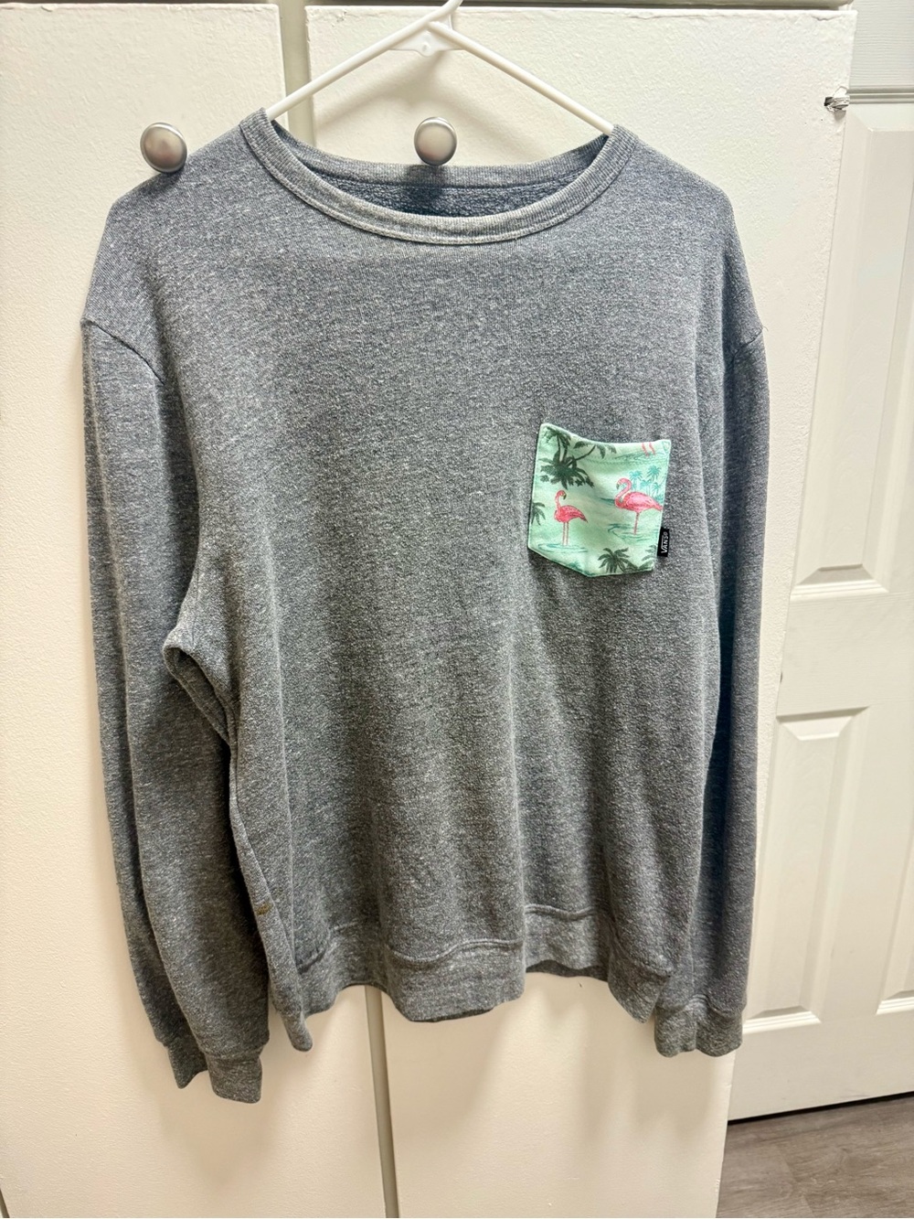 Vans Gray Flamingo Pocket Crewneck Sweatshirt M